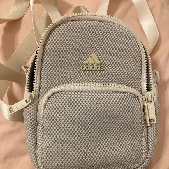 Adidas Cream Mesh Backpack - Picture 2 of 4